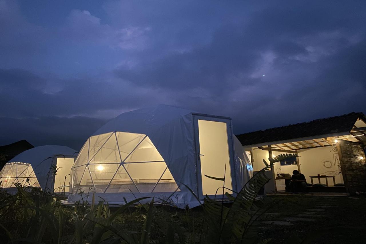 Borobudur Luxury Glamping 마겔랑 외부 사진